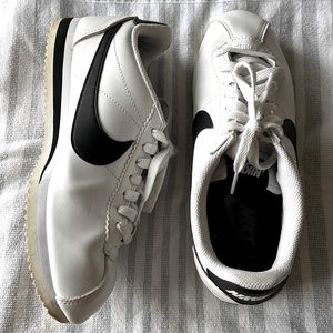 Nike women’s Cortez size 7.5 black and white. Gently used